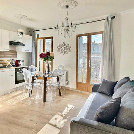 Appartement De Charme Avec Balcon Au Pied Des Commerces Béziers Exteriör bild